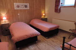 4 Pers Schlafzimmer foto 2