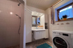 Ferienhaus Gazit | Badezimmer