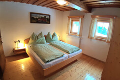 Das Doppelzimmer im Erdgeschoß der Hinterhabneralm