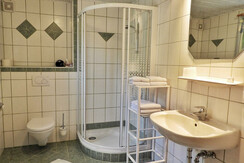 Bad vom Doppelzimmer