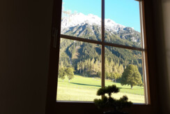 Blick aus dem Stiegenhausfenster