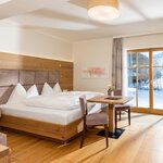 Photo of double room with shower, WC