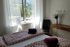 Ferienwohnung Alpenblick_Schlafzimmer 1a