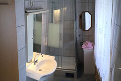 D2C82991-83C5-4BF6-A8A3-48A9F1DBCE33