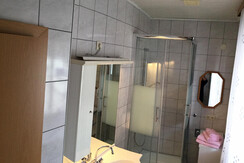 FD9583A7-2D4B-481C-BDB0-E4313A45E8B5