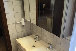 643B81B6-07EE-442F-B8E6-E18D649D4B49