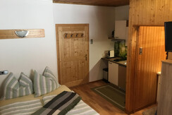 28343603-F80D-435E-B6CC-57D5C2BEBDBC