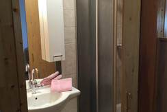 4B552C98-B96D-4B9B-AEB0-1DEC1B7635CF