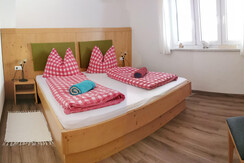 Brücklerhof - Fewo Zum Jäger - Schlafzimmer