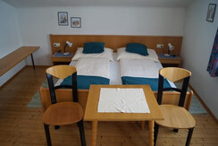 Wohnung 6 Schlafzimmer 1