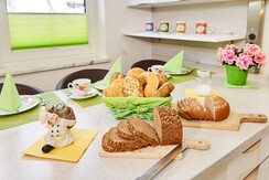 neue Küche mit Brötchenservice