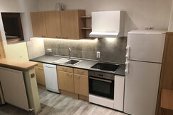 A40C5D24-D357-43B7-8118-BBA331D6E80F