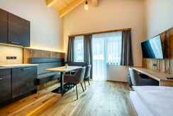 Mirzl_Teil2_webaufloesung-1