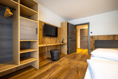 Mirzl_Teil1_Webaufloesung-19