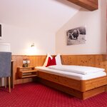 Pomiń zdjęcie Pokój dwuosobowy, prysznic lub wanna, WC