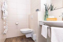 Mehrbettzimmer Glückspilz Bad Handtuchtrockner