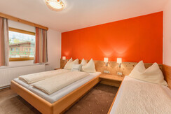 App. Orange Schlafzimmer