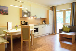 freundliche Wohnküche