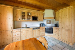 perfekt ausgestattete Küche