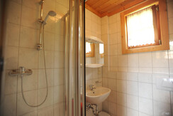 Dusche und WC im Obergeschoss