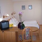 Pomiń zdjęcie double room with shower, WC