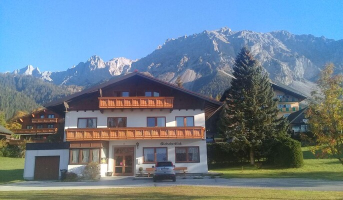 gletscherblick_sommer_1200x700