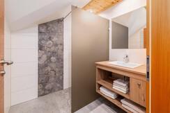 Apartment Dachstein: Bathroom