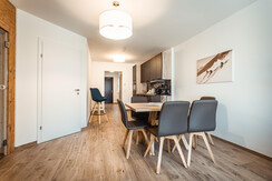 Gust for 6 - Eat-in kitchen (Top 7)