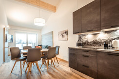 Gust Sky - Kitchen with dining table and sofa (Top 9 +10)