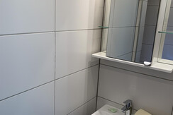 Toilet bedroom 1 App. 3