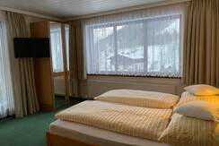 Schlafzimmer 1 App.3