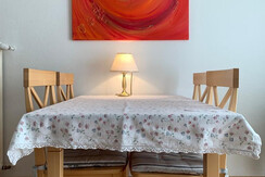 Haus Anna_App. DG_Esstisch