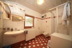 Bergsicht Doppelzimmer Nr.5 Dusche