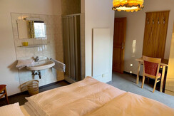 Haus-Debora-Schlafzimmer-3-OG-2