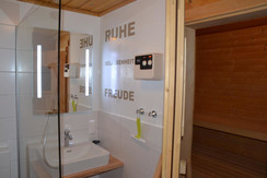 Badezimmer 1 mit Sauna