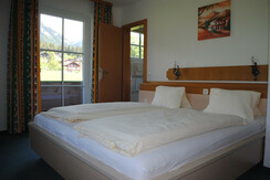 Schlafzimmer Doppelbett