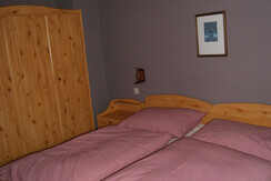 Schlafzimmer 2 1b