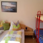 Photo of room with 4 beds with shower, WC