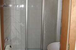z1 4-Bett Zimmer /Dusche