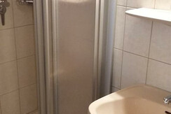 Zimmer Dusche/WC