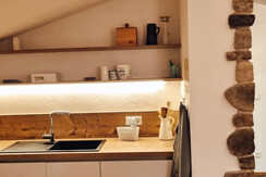 9f2044f7-b022-4b1a-96c9-a5f41c932b93