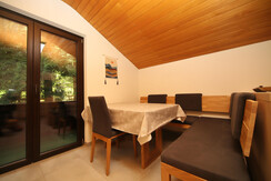 dining area in kitchen