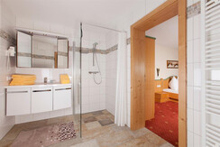 Haus Taxegger - App. Bischofsmütze - Bad