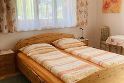 C26AAE50-E07D-4DF4-9E7F-0615F286F490