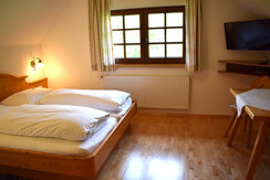 Nussbaumzimmer