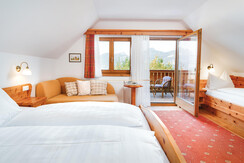 Zirbenwohnung Schlafzimmer 2