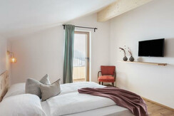 Holzhackerin-Apartment-Echt fesch6