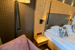 Doppelzimmer mit Balkon