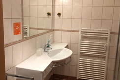 Blumen Studios_Gössenberg_Bad