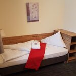 obrázek Pokoj pro jednoho, sprcha, WC, 1 místnost na spaní | © Pariente